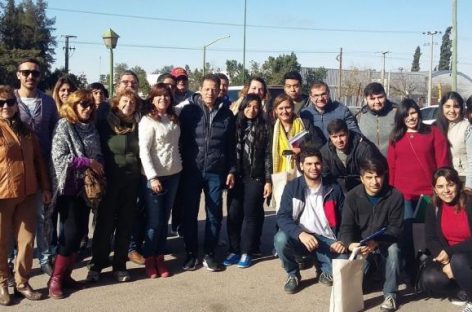 Cambiemos puso en marcha su campaña con un timbreo