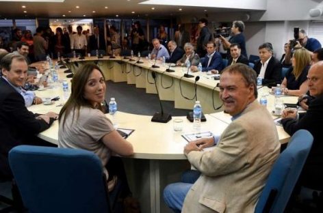 Gobernadores del PJ rechazan ceder fondos a Buenos Aires