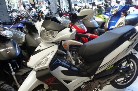 El fenómeno de las dos ruedas: se venden mil motos al mes