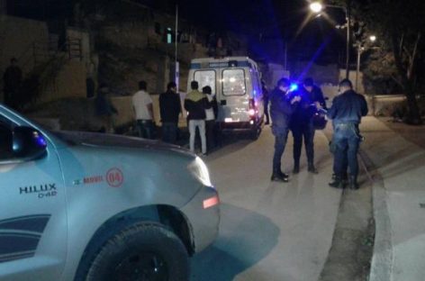 Se desplazaban en moto y terminaron dentro del Río Tajamar