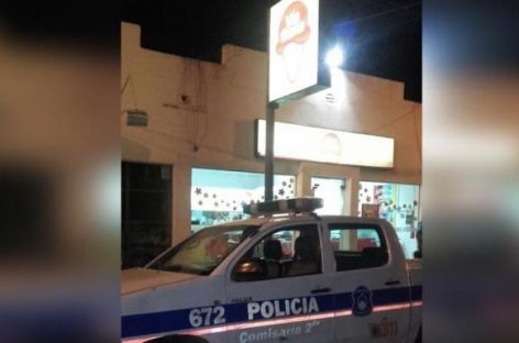 Asaltó una heladería, fue capturado y era hijo de un policía