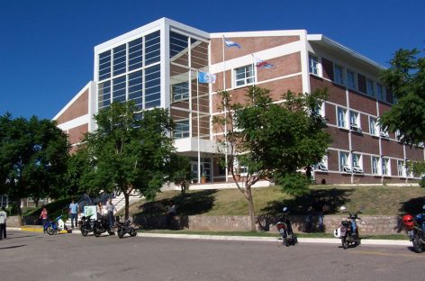 UNLaR. Se presentó a rendir borracho y lo debió sacar la policía