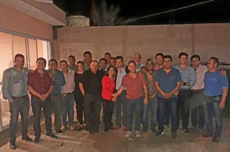 Casas y Beder mantienen el pleno respaldo de diputados del PJ