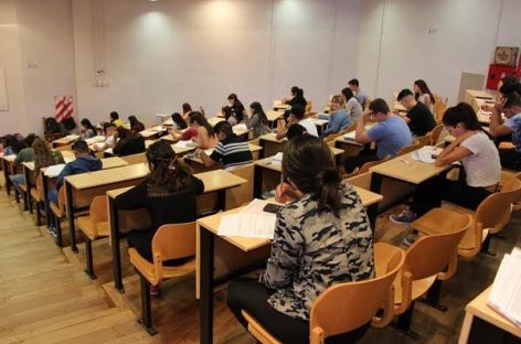 Bochazo masivo en la UNLaR. El 80% desaprobó ingreso a Medicina