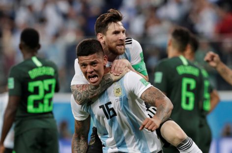 Argentina logró una agónica clasificación a octavos de final