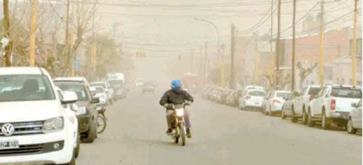 Por el mal clima, Chilecito suspendió las clases turno tarde