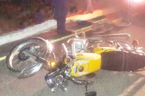 Chepes. Cayó de su moto, pegó contra el cordón y le costó la vida