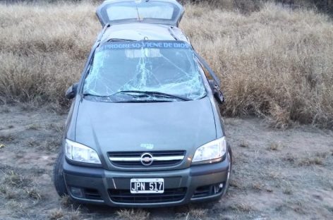 Familia sufrió un terrible vuelco rutero cerca de Talamuyuna