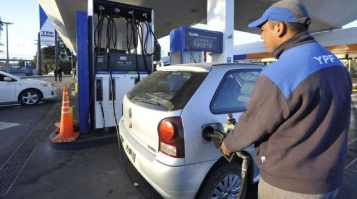 YPF AUMENTÓ 1% LOS COMBUSTIBLES ESTE JUEVES Y YA IMPACTÓ EN LA RIOJA