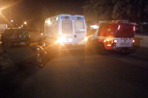 Caminaba por la vía pública, se descompensó y murió