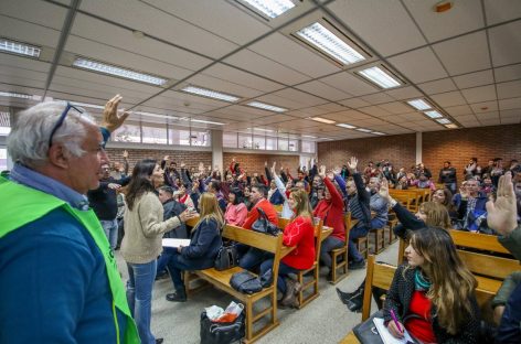 Paro universitario: qué reclaman docentes y qué ofrece Nación
