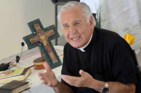 La jornada evangelizadora del padre Betancourt pasa al Superdomo