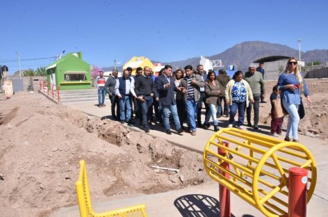 Casas garantizó la continuidad de obra pública en barrios de Capital
