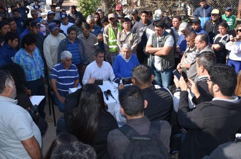 Paredes retomó su enfrentamiento con el gobierno por fondos