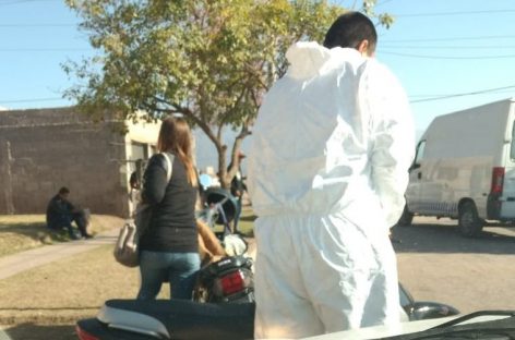 Triste. Se despertó y encontró a su hijo de 6 años fallecido