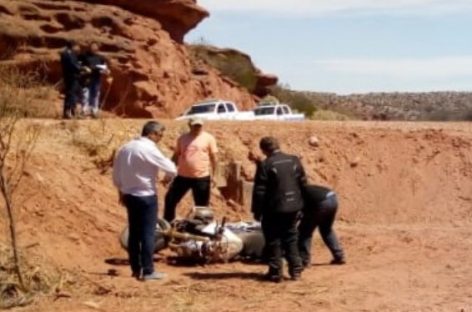 Murió un motociclista en ruta 40: tenía 71 años