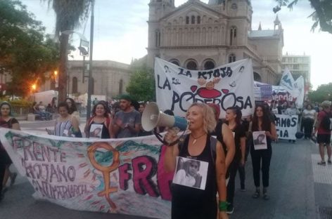 El paro de mujeres también se hizo sentir en La Rioja