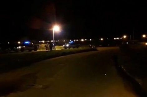 Perdió el control de su moto, impactó un poste y murió