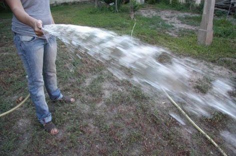 Salió a la calle la ‘Policía del Agua’ para prevenir su derroche