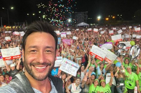 Luciano Pereyra hizo bailar y cantar en la apertura de la Chaya 2019