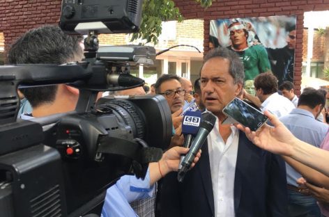 Daniel Scioli se lanzó como precandidato a presidente