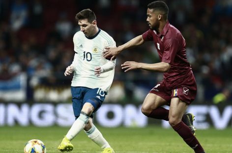 Messi solo no puede. Argentina cayó 3-1 ante Venezuela