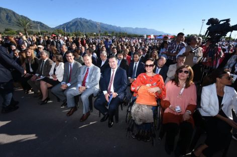 Beatificación de los Mártires. La clase política dijo presente