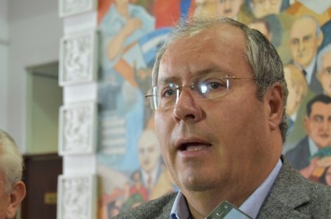 Conmoción. Baleron al diputado Héctor Olivares y pelea por su vida