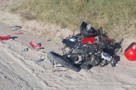 Con 14 años manejaba una moto: fue atropellado y murió