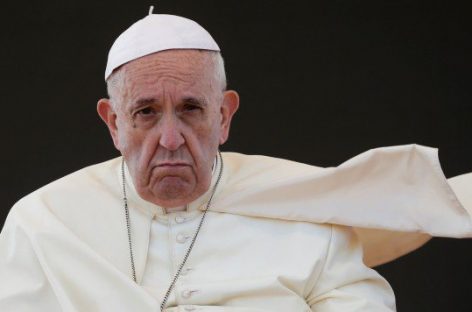 El Papa Francisco afirmó que un aborto es «recurrir a un sicario»