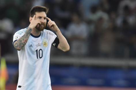 Argentina no pudo con Paraguay y debe vencer a Qatar