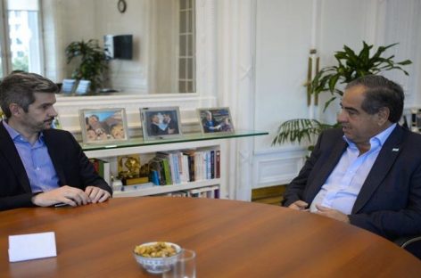 Martínez rearma su estrategia electoral tras la baja de Paredes