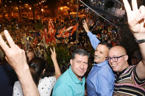 La tercera fue la vencida. Quintela ganó y es el flamante gobernador