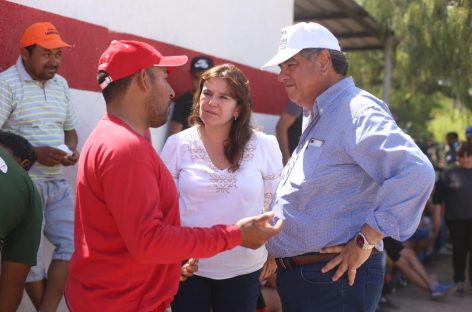 Debate de candidatos. Al pedido de Beder se sumó Julio Martínez