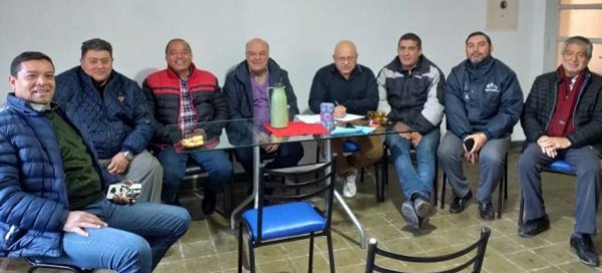 Gremios estatales ya piden bono de al menos $10.000 para fin de año