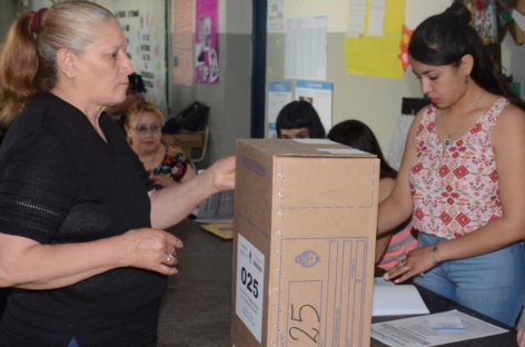 Comenzó la votación: Poco más de 288 mil riojanos habilitados sufragar