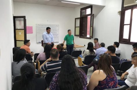 Calderón apuntó a la UNLaR por impulsar debate de candidatos a gobernador