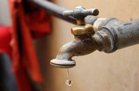 VECINOS DE SAN BLAS DE LOS SAUCES RECLAMAN POR FALTA DE AGUA