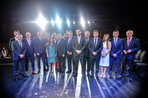 Entró en funciones el nuevo gabinete del gobierno riojano
