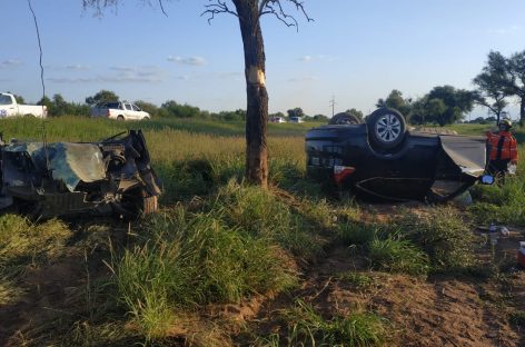 Se durmió al volante, se salió de la ruta y chocó un árbol
