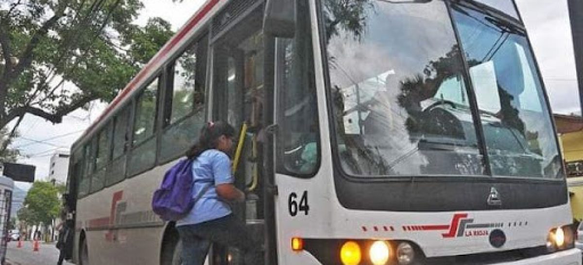 El boleto estudiantil gratuito se pondrá en vigencia en abril