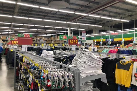 CORONAVIRUS. PROHIBEN VENTA DE ROPA Y ELECTRÓNICA EN SUPER E HIPERMERCADOS