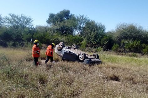 EN PLENA CUARENTENA, SALIÓ A LA RUTA 38 Y SUFRIÓ UN TERRIBLE VUELCO