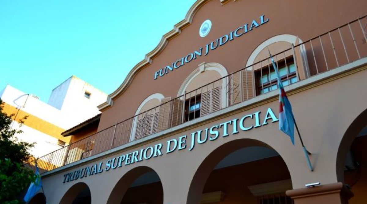 CÓMO SE GESTÓ EL CASO DE LA MUJER CONDENADA A PAGAR $30 MILLONES POR HOSTIGAR A SU EX EN LAS REDES