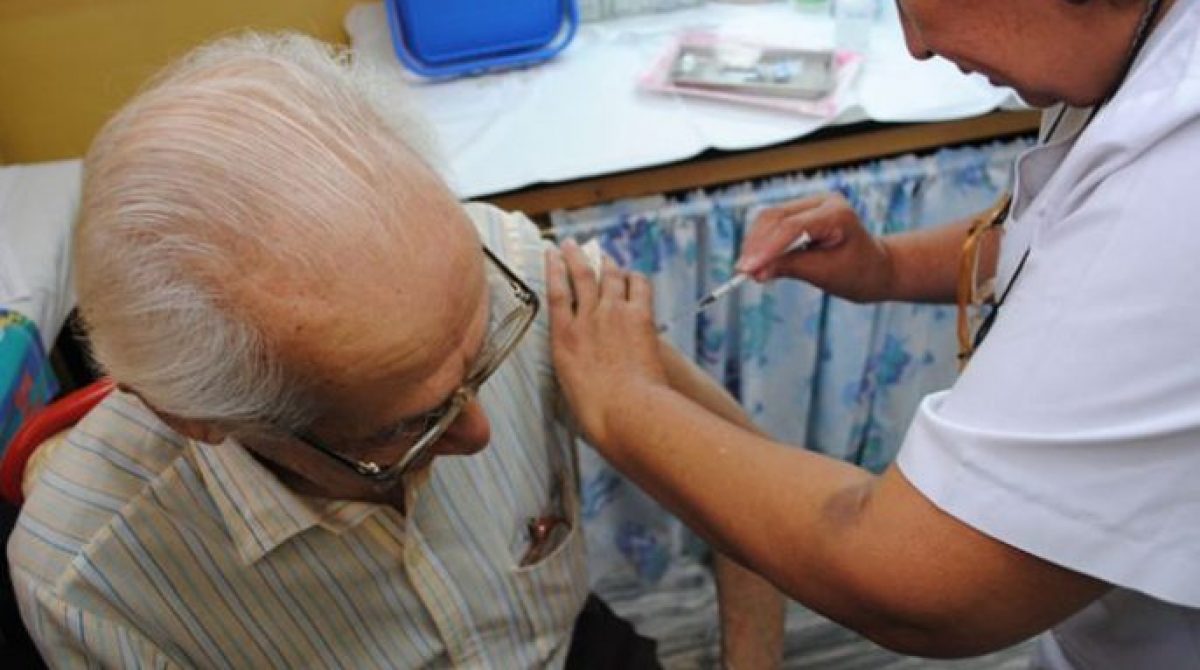 GRIPE. LLEGARON MÁS DE 10 MIL VACUNAS A LA RIOJA PARA LOS GRUPOS DE RIESGO