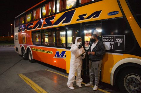 CORONAVIRUS. REPATRIARON 77 RIOJANOS DE CÓRDOBA Y ESTÁN EN CUARENTENA