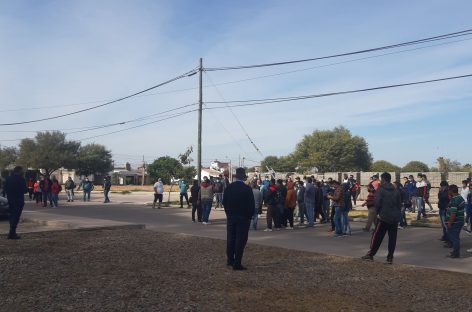 VIERNES DE MÚLTIPLES PROTESTAS EN CAPITAL PESE A LA CUARENTENA