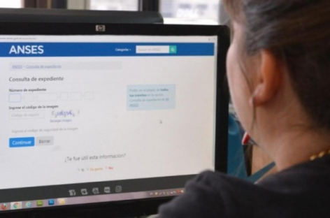 CASA ROSADA DILATA LA DECISIÓN DE SI ABONA O NO EL IFE 4 Y A QUIENES