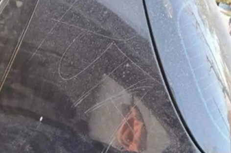 DOCENTE RAYÓ EL AUTO Y AMENAZÓ A PAREJA DE SU EX MARIDO