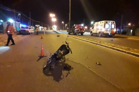 MUERE MOTOCICLISTA TRAS IMPACTAR CONTRA UN POSTE DE ALUMBRADO